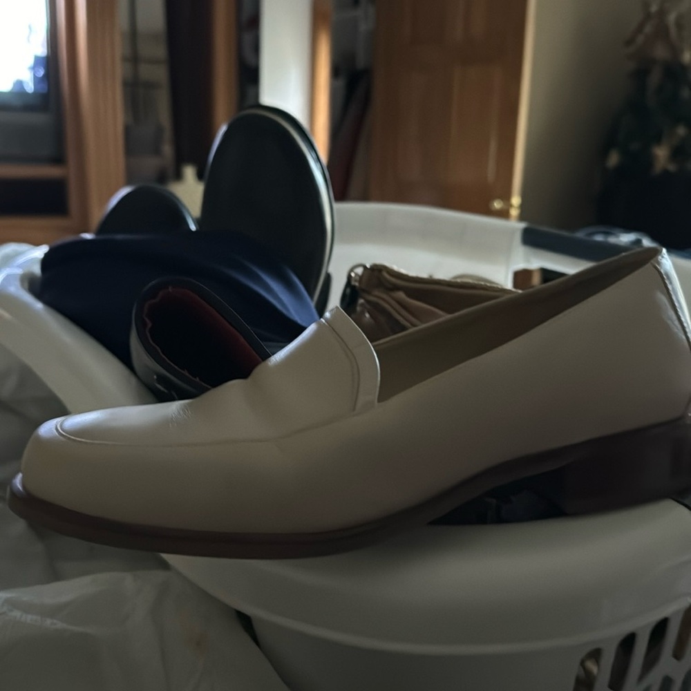 Women’s Rockport Comfort DMX Oxford Loafers, Cream, Size 8B, Worn 1 time